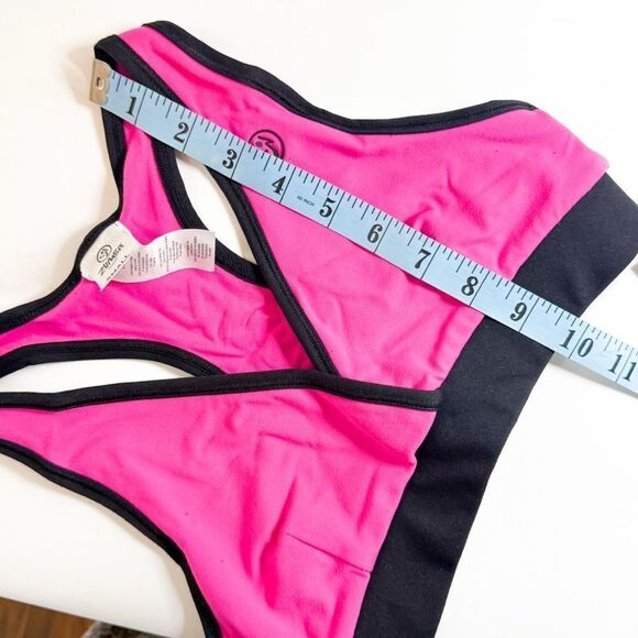 Zumba Flash V-Bra Top in Berry Pink & Black – Small & XS – New with Tags! - Picture 6 of 11